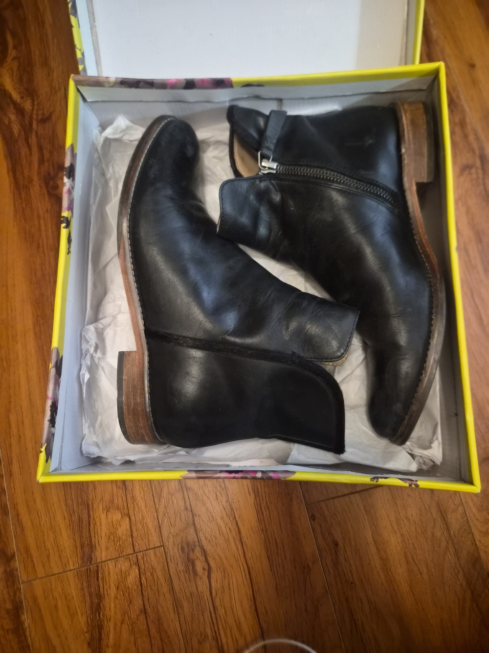 Joules Black Leather Chukka Boots With Side Zip